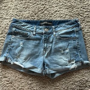 Express distressed denim boyfriend shorts size 2